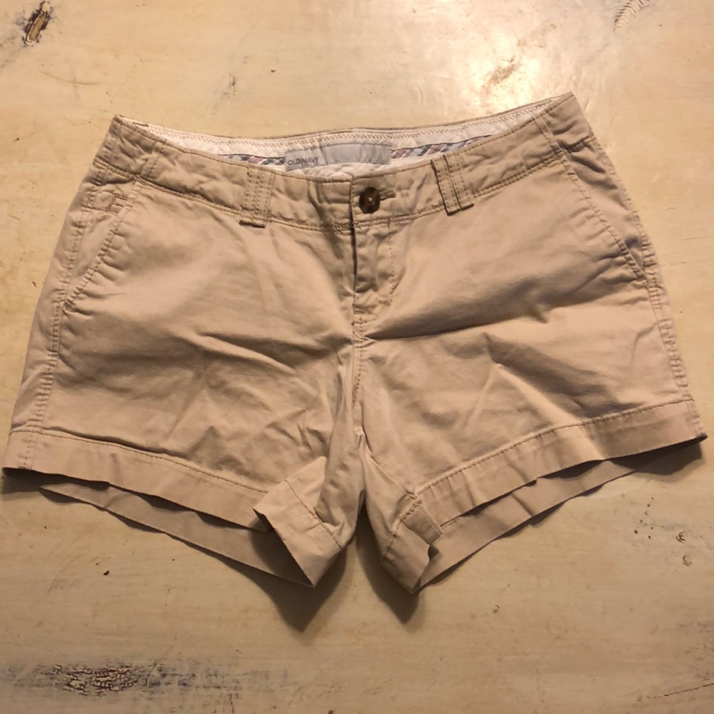 Old Navy khaki shorts